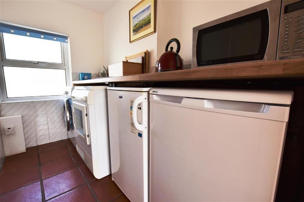 Beach Retreat Aberporth Exterior photo